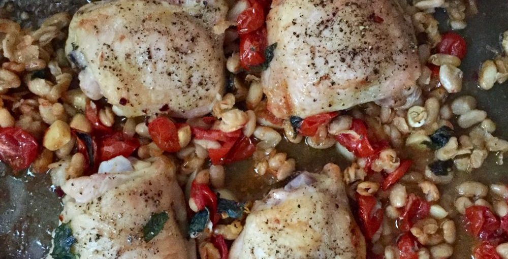 chicken legs with tomatoes and beans